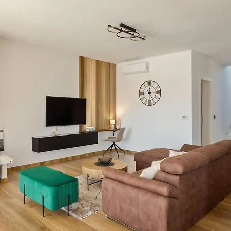 Modern Prudensia With Outdoor Pool Near Porec וילה Babici